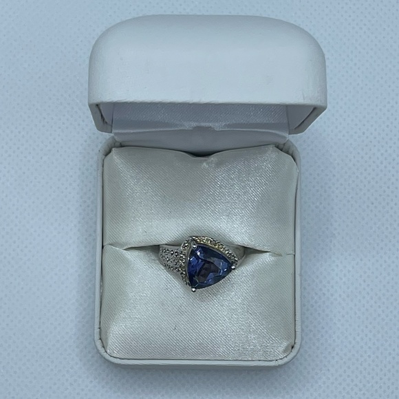 Blue Mystic Topaz in Sterling Silver Cocktail Ring - Picture 4 of 4